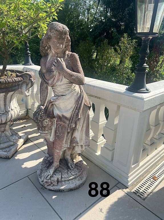 Figuren: STATUE SIMPLE 155cm – Gebraucht aus Pfäffikon SZ von lar_wl22