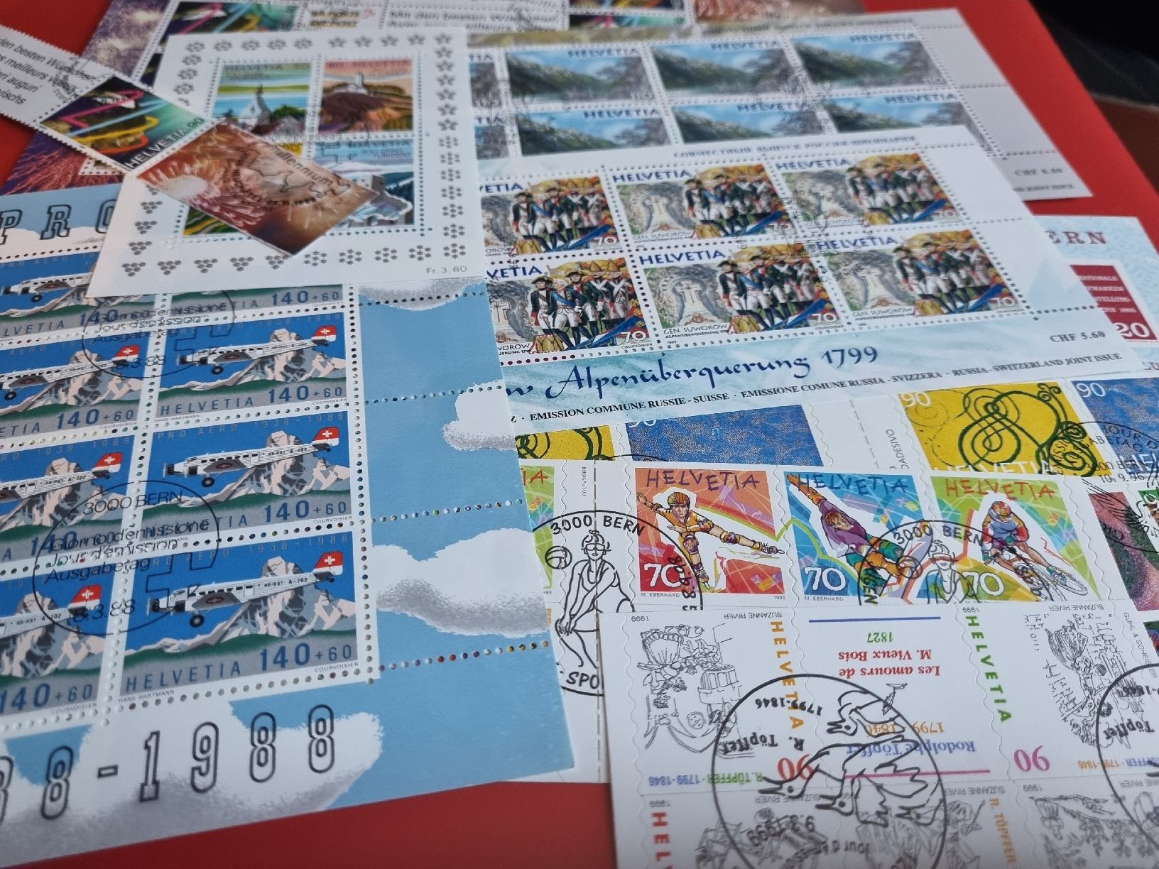 Tutti i francobolli: SAMMLUNG SCHWEIZ: BLÖCKE, HEFTCHEN - GESTEMPELT  – Usato da Heimenschwand venduto da rog_p7h9 6