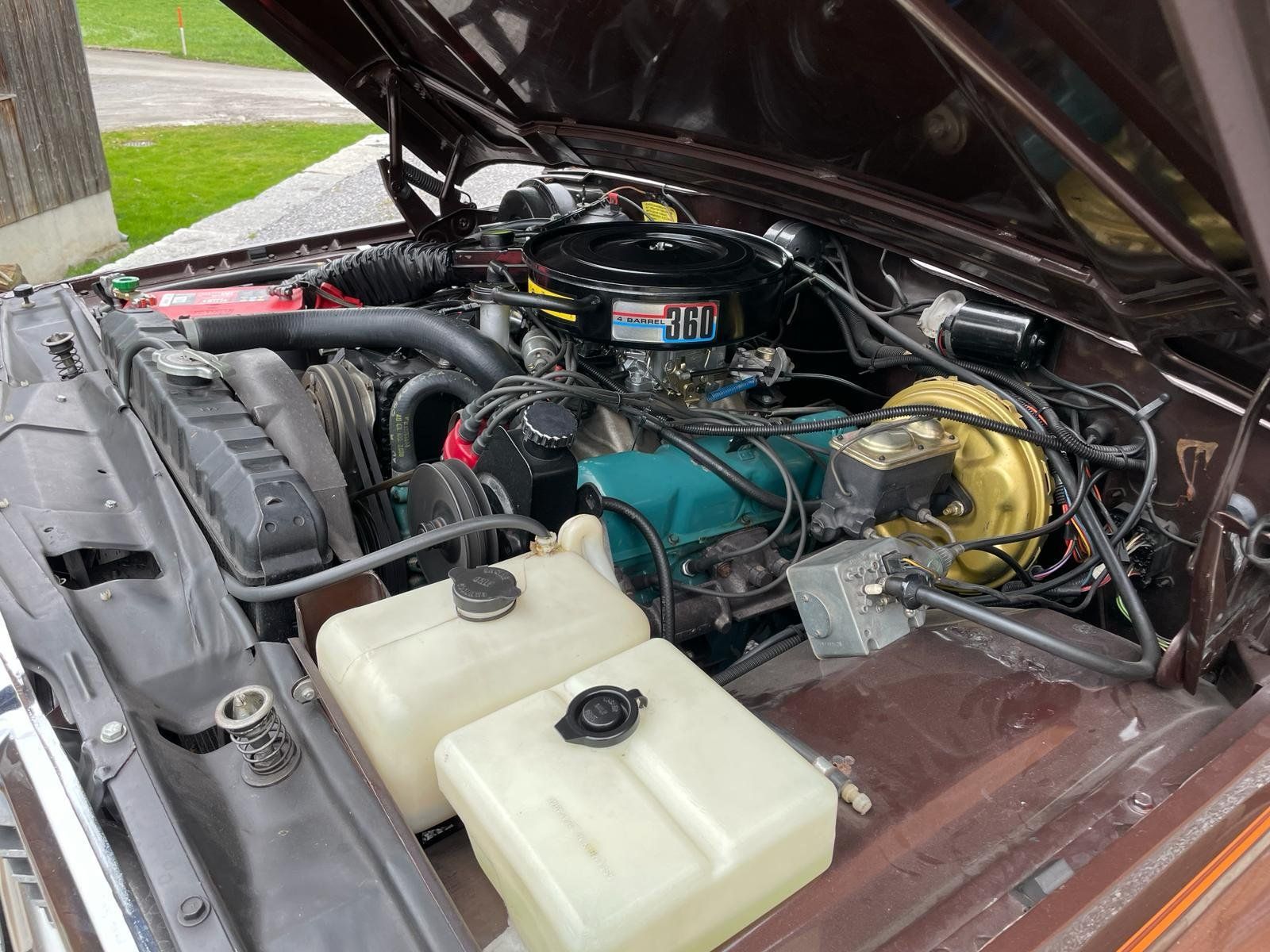 Jeep Automobili: Jeep Cherokee Laredo V8 – Usato da Herrliberg venduto da Imperial1970 5