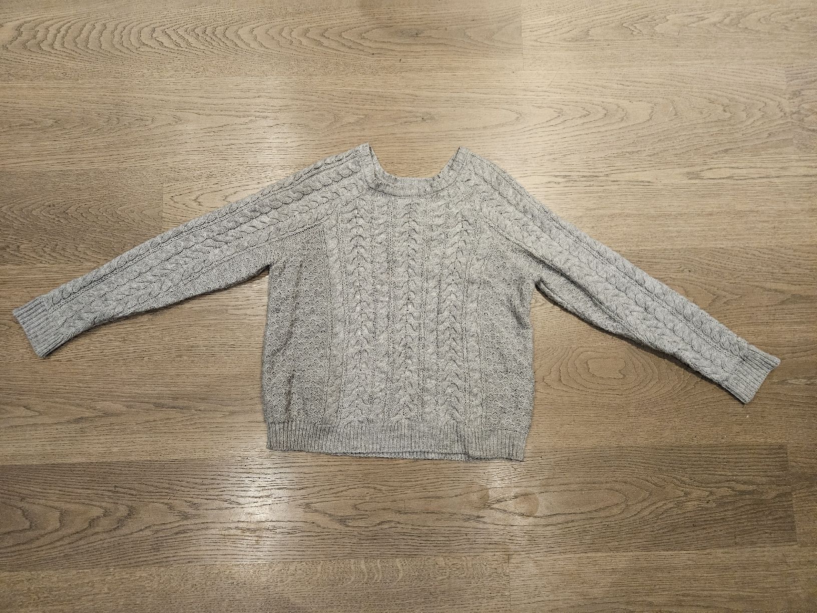 Pulls & Sweat-shirts: Pullover Zopfmuster grau Grösse S – D'occasion à Rüschlikon par zzz1234
