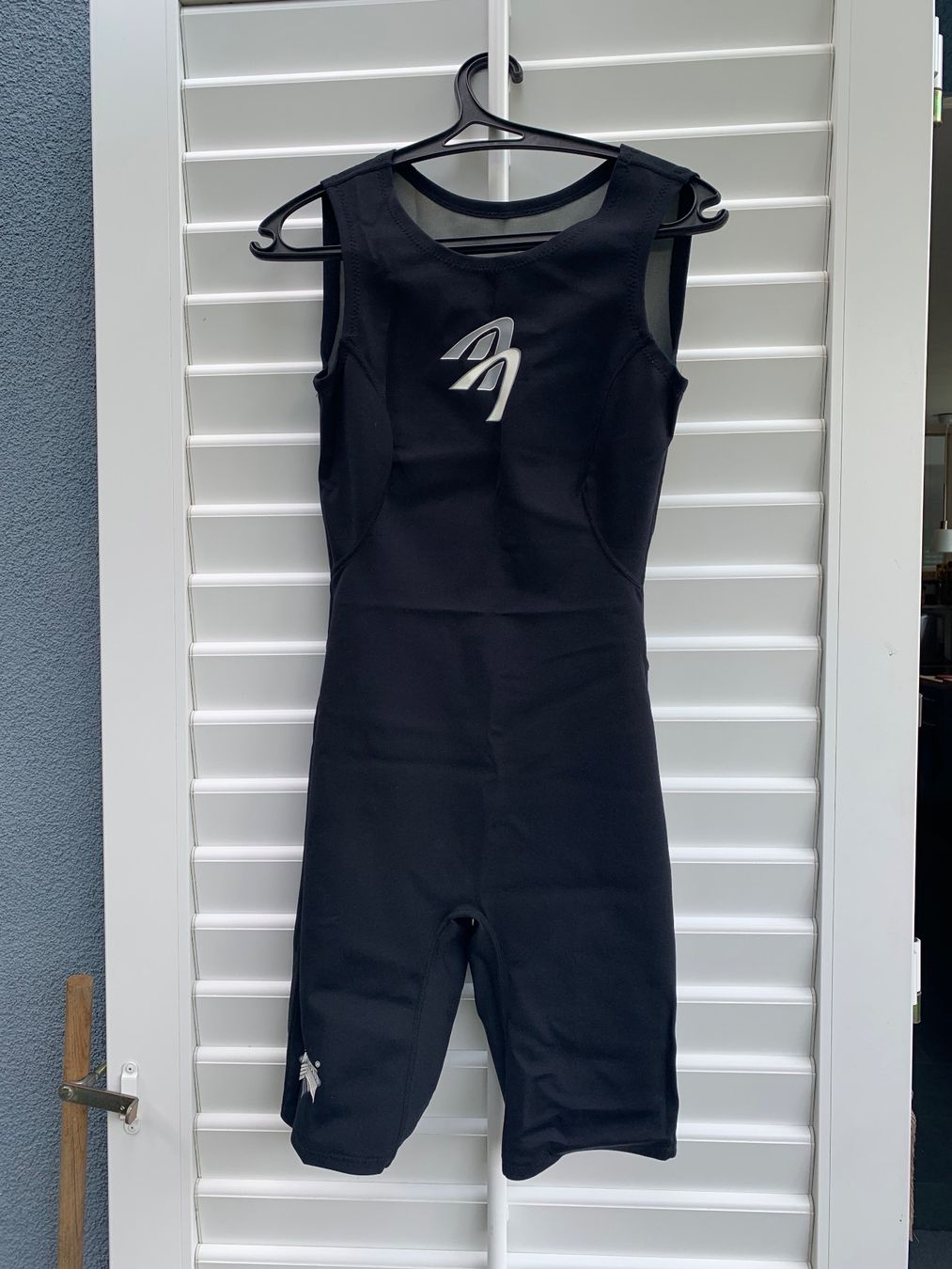 Completi & Tailleur: Neoprenanzug Grösse 40, Top Zustand – Usato da Lenzburg venduto da dbr_hf8w