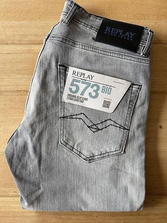 Neu: Replay Männer-Jeans grau - W30, W31 / L32