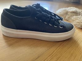 Fred Perry Sneaker Gr. 37,5 schwarz weiss Turnschuhe