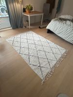 Moroccan-Style Rug - Geometric Design