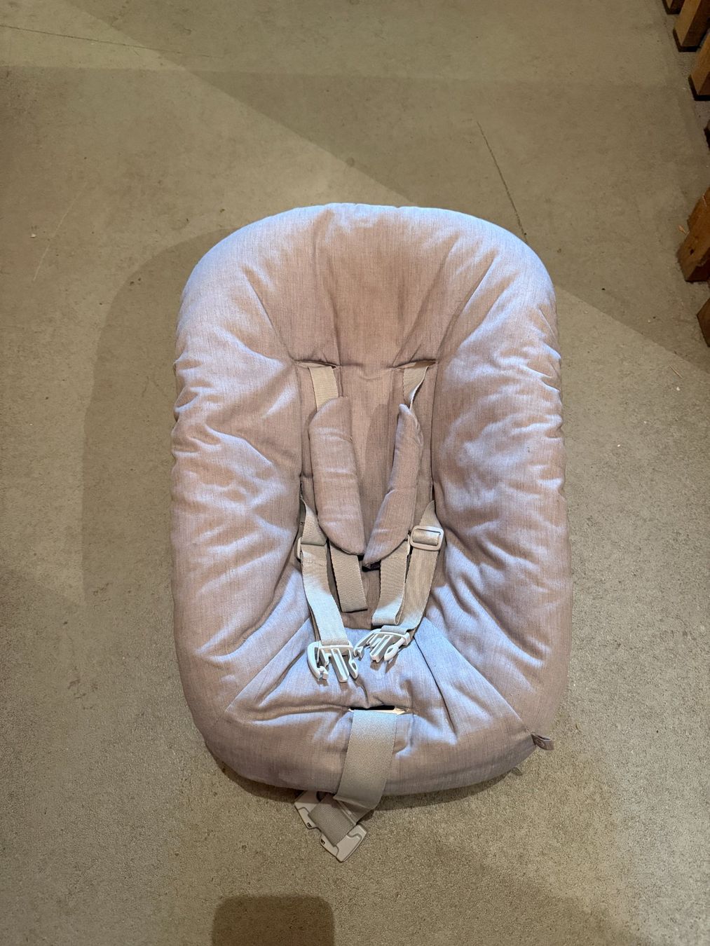 Stokke Chaises hautes: Stokke Tripp Trapp Newborn Set – D'occasion à Sins par Gambozino