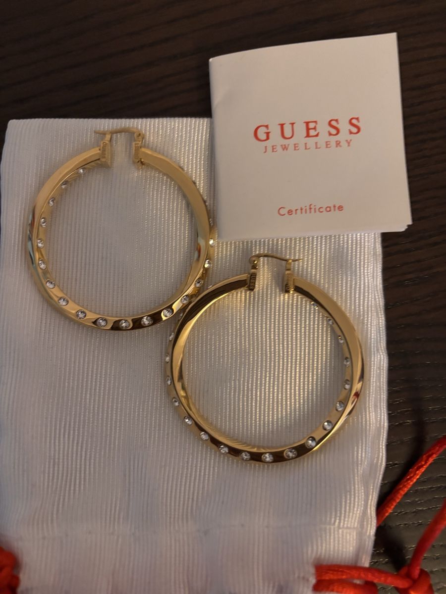 Guess Orecchini pendenti & Orecchini a lobo: Guess Ohrringe – Usato da Glattbrugg venduto da top_pc2r