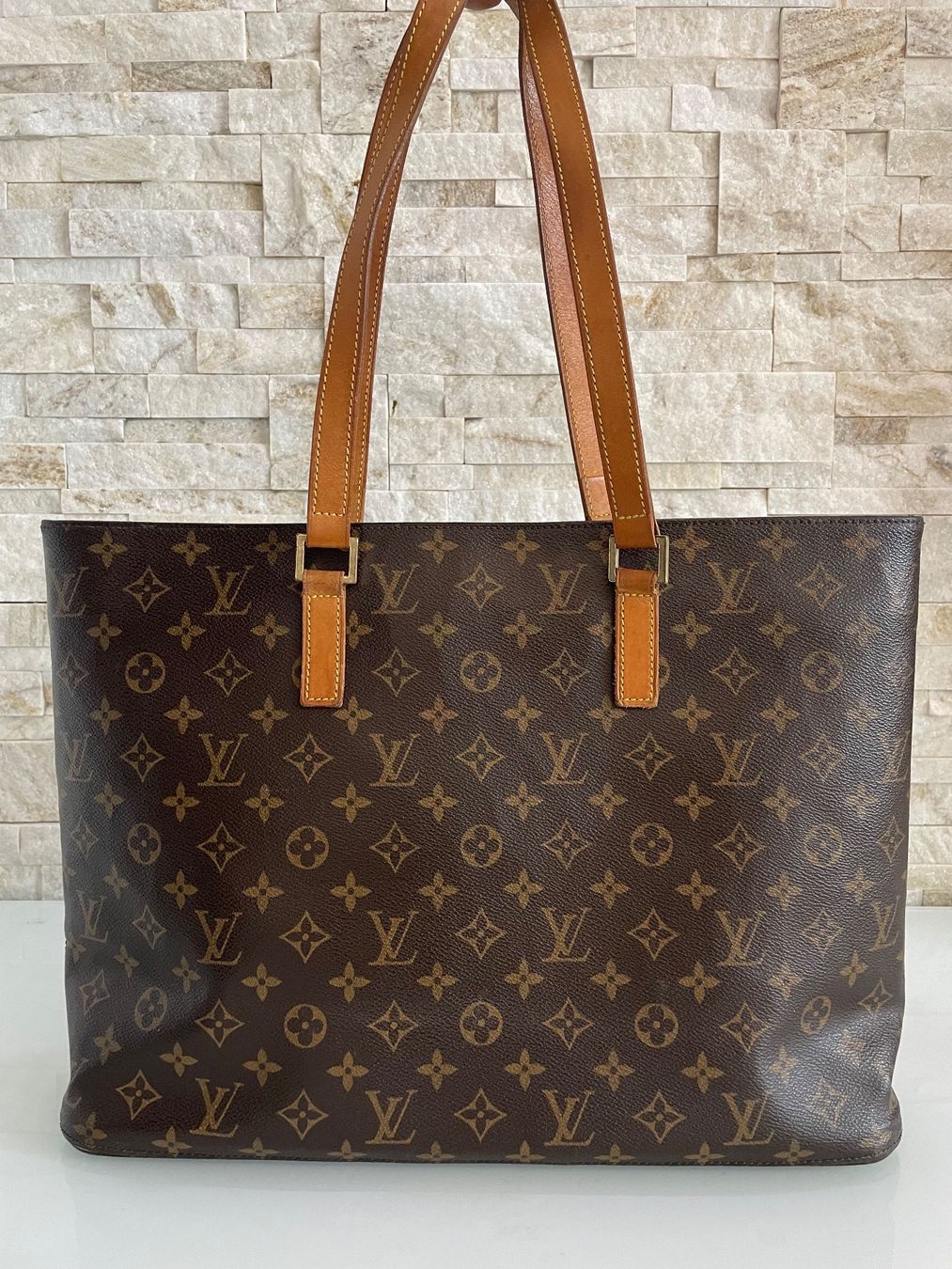 Louis Vuitton Borse da donna: Louis Vuitton Ruco Canvas - Nr. 75 – Usato da Hittnau venduto da LuxAndMore