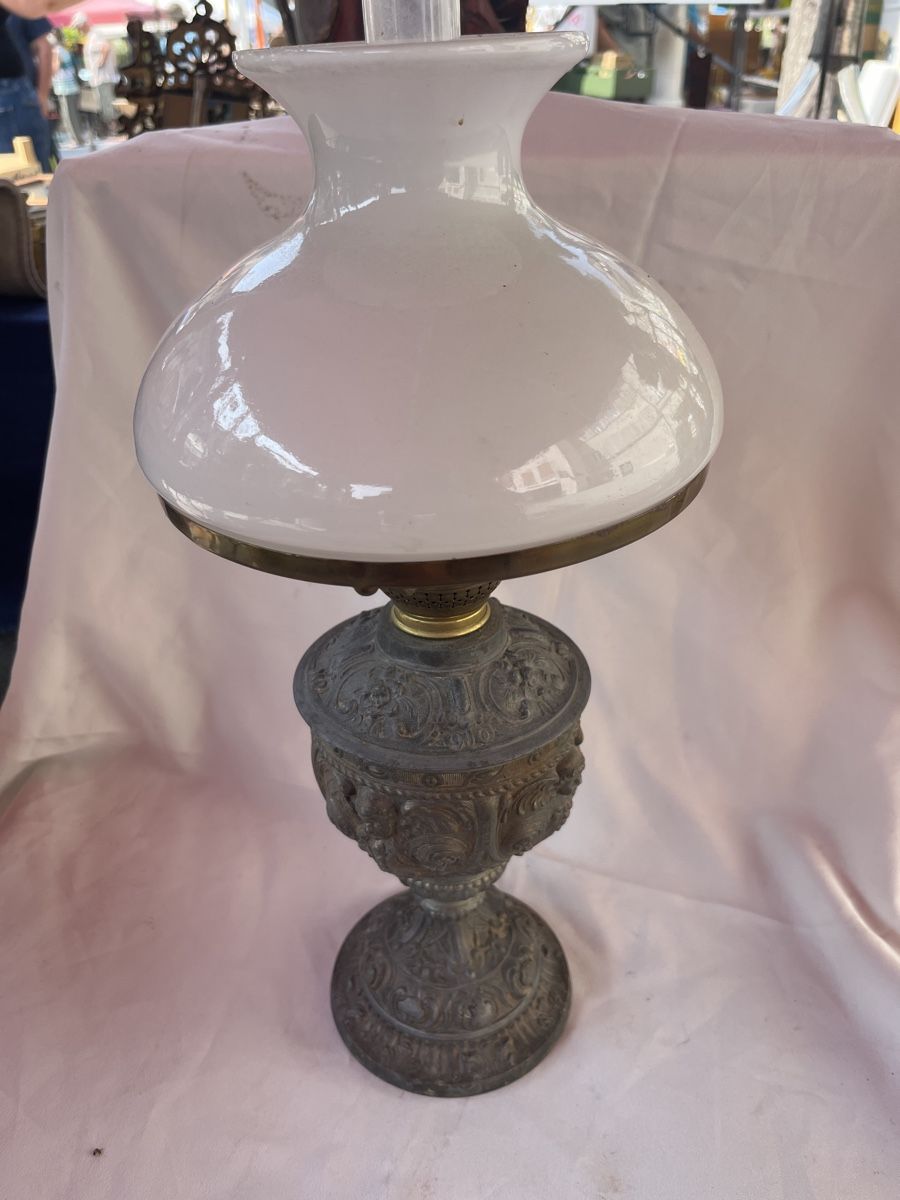 Lampen: Antike Petroliumlampe – Gebraucht aus Brienz BE von hey_z9vg