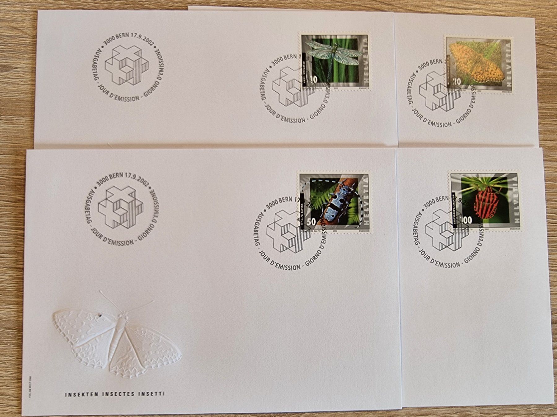 Tutti i francobolli: 9 CH-FDC Insekten - 4er Blocks - Einzel + Satz 2002 - ET – Usato da Buchen venduto da Jonny58 2