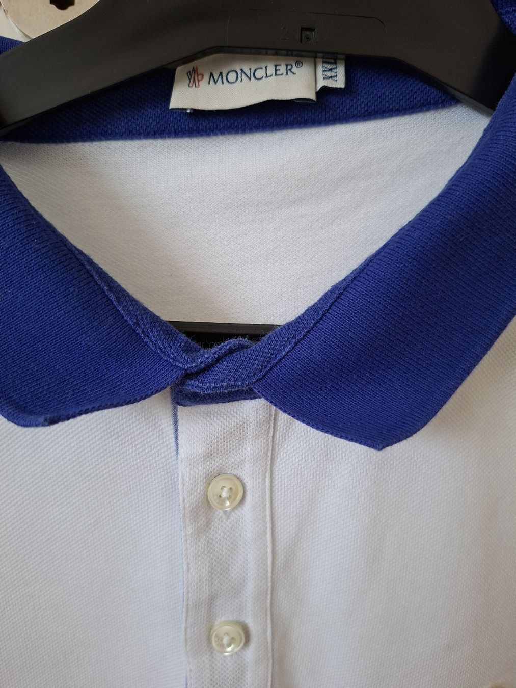 Moncler Polos: Polo blanc Moncler  – D'occasion à Renens VD par ser_j2fn 4