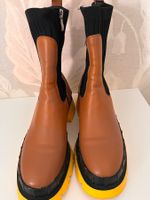 Stiefeletten braun schwarz gelbe Sohle gebraucht Zustand