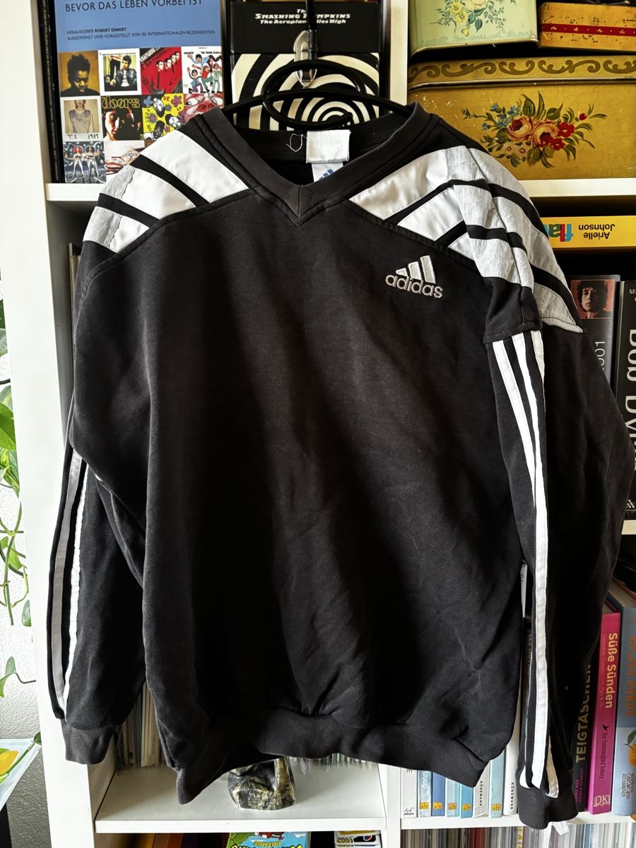 Adidas Maglioni & Felpe: Vintage Adidas Pulli, Grösse 176 – Usato da Zürich venduto da CallMeAppetite