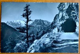 Emosson - Tunnel sur la route Château d'Eau - Emosson 1963