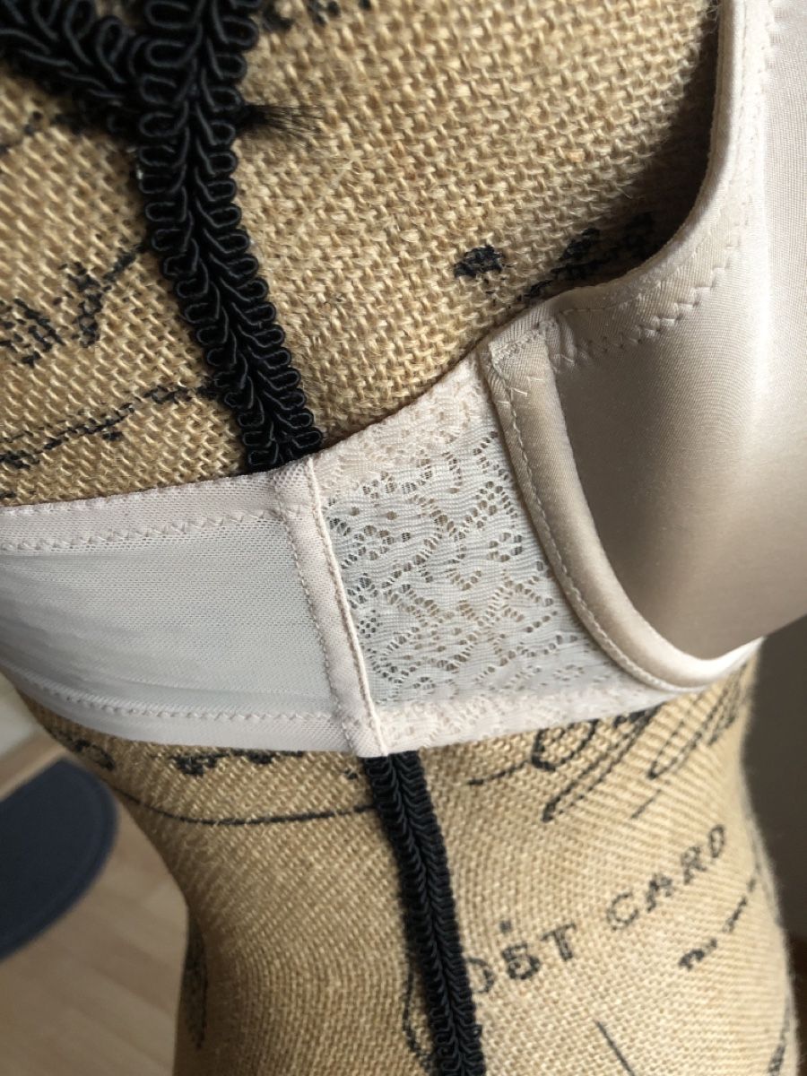 Altra biancheria intima: Soutien-gorge Triumph - Neuf - Taille 75E – Nuovo (secondo la descrizione) da Biel/Bienne venduto da Lianumi 3