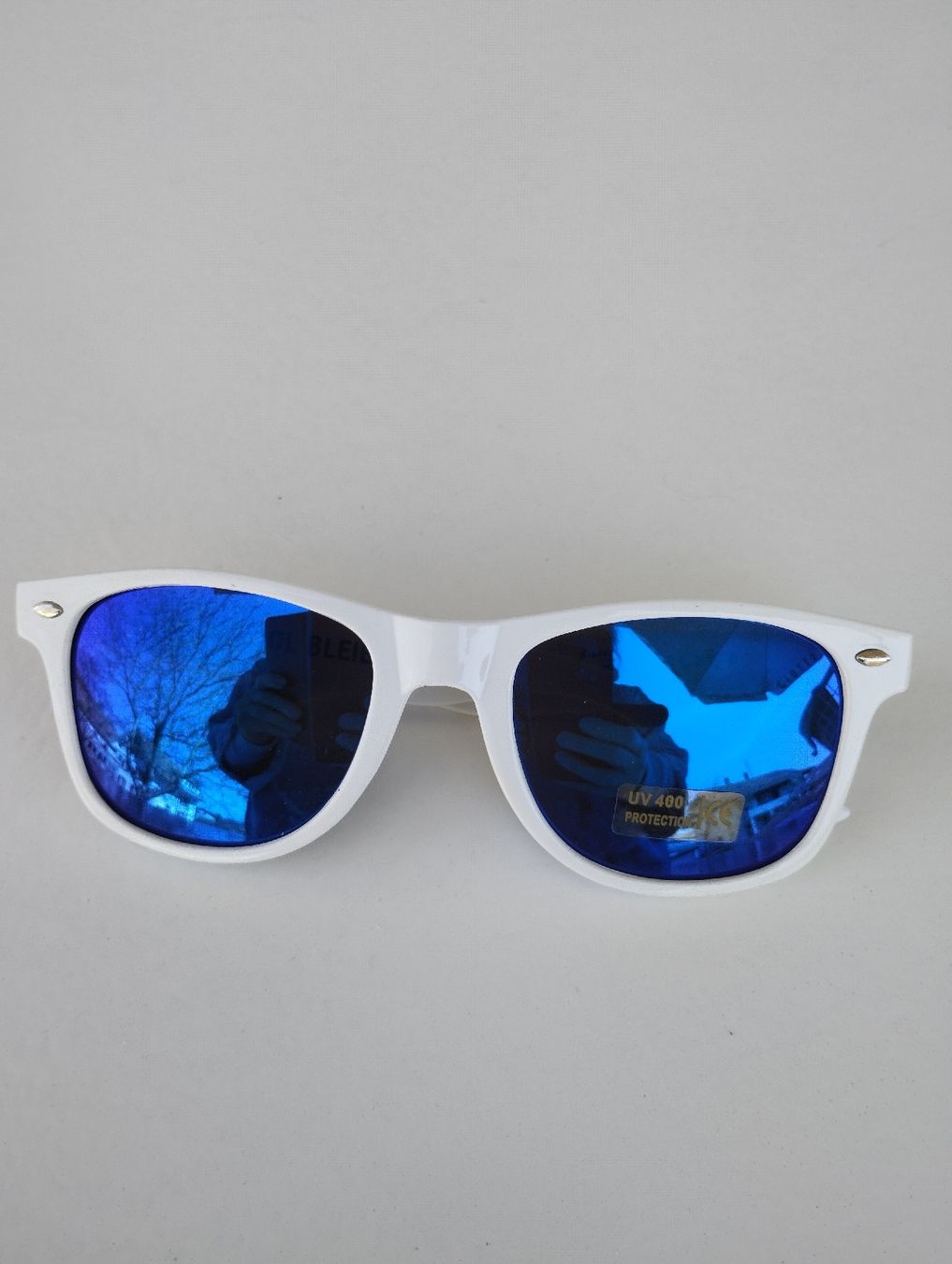 Occhiali & Lenti: Sonnenbrille mit blauen Gläsern, NEU – Nuovo e nell'imballaggio originale da Ostermundigen venduto da Dinge1