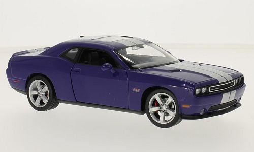 Dodge Modellini d'auto: Dodge Challenger SRT Phase I 2008-2014 violett met./ silber – Nuovo e nell'imballaggio originale da Gerlafingen venduto da espero88 8