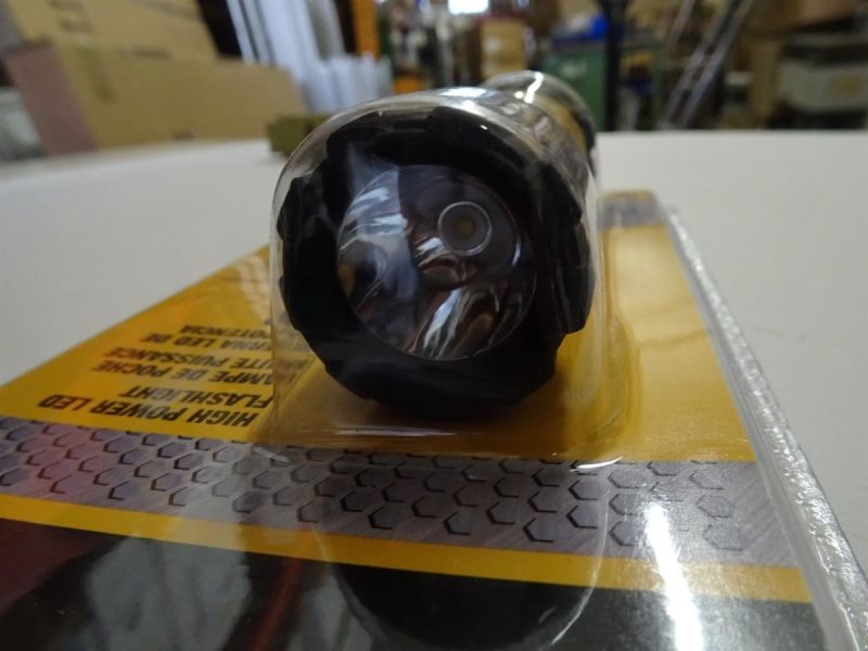 Lampade: neu Cat CTRack LED Leuchte 200Lumen – Nuovo e nell'imballaggio originale da Necker venduto da liq24 4