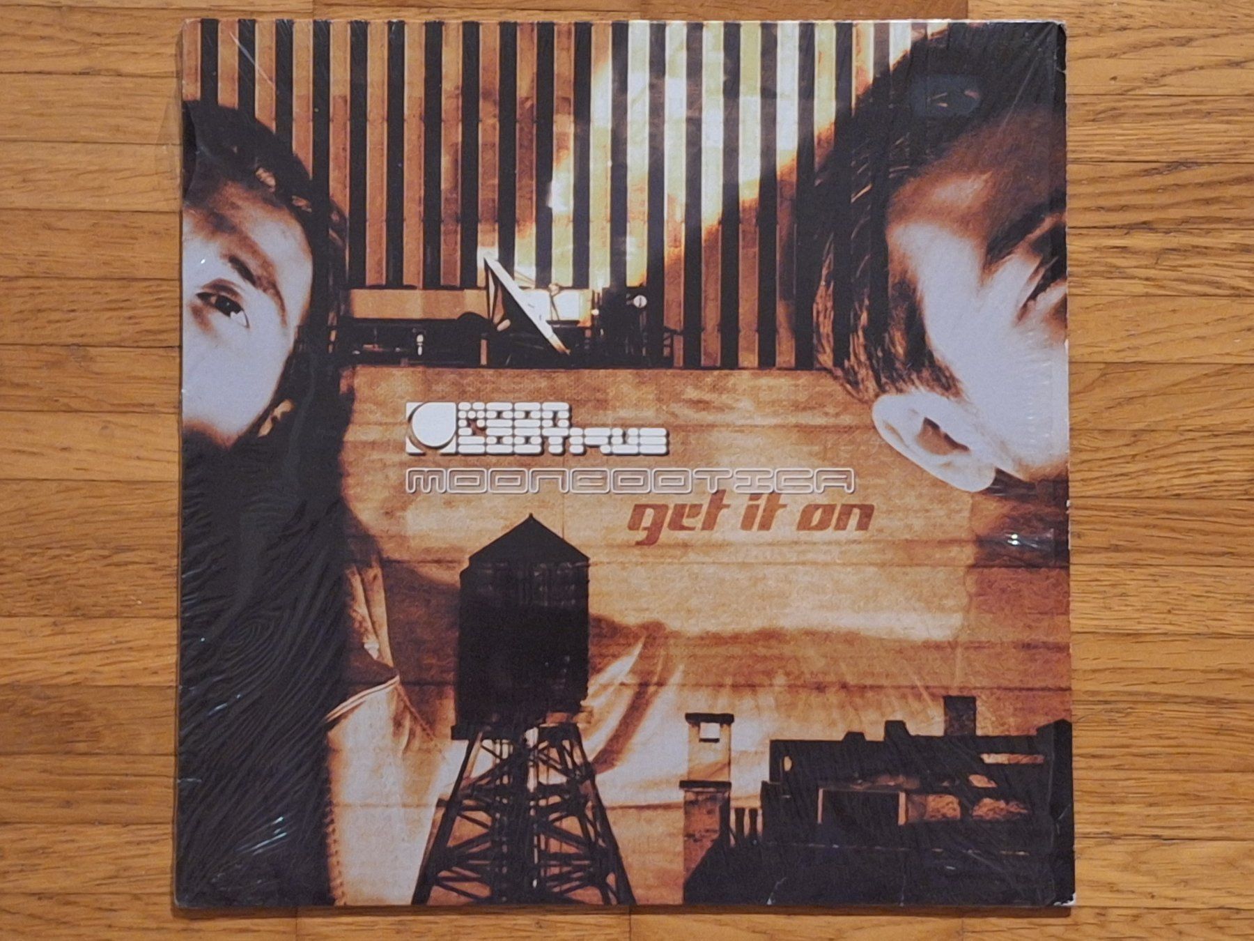 Dischi in vinile: Moonbootica, Get It On - 12" Maxi DE 2002 – Nuovo (secondo la descrizione) da Oberentfelden venduto da Musicud