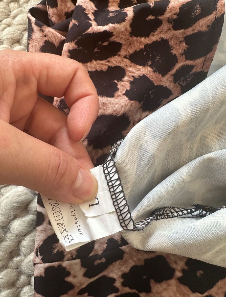Kleider: STYLISCHES LEOPARD-KLEID – GRÖSSE M-L – Neu (gemäss Beschreibung) aus Schaffhausen von rot_yyy7 2