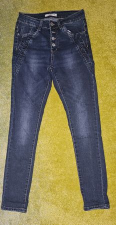 Jewelly Jeans, neuwertig, Gr. 34, modisch & sehr  bequem!