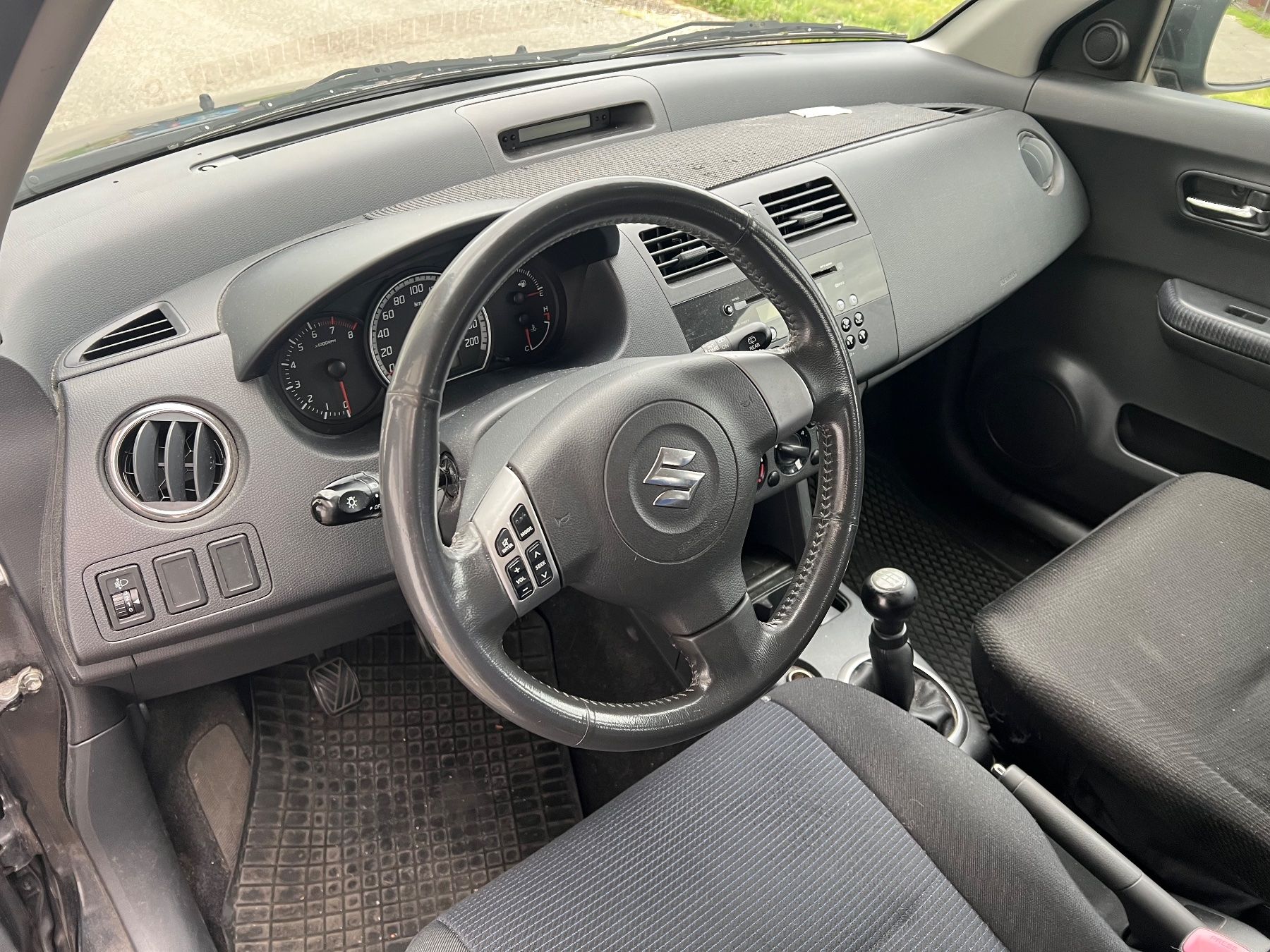 Suzuki Automobili: SUZUKI Swift 1.3 4x4 – Usato da Delémont venduto da MBSHA 7