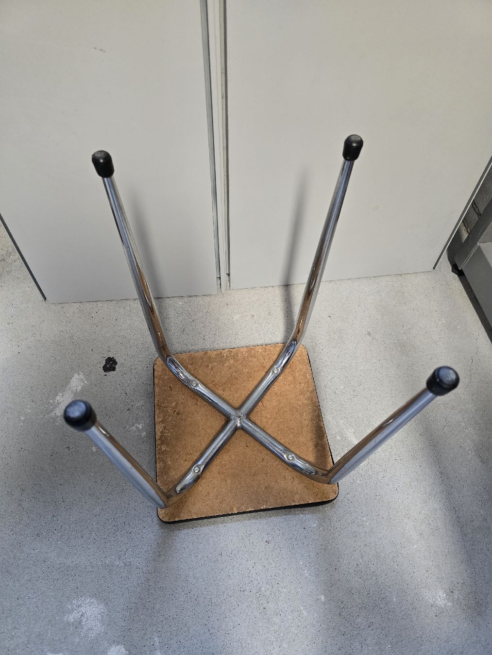Sgabelli: Küchentaburett Hocker Küchenhocker Tabouret, vintage – Usato da Zofingen venduto da Loop_ReSale 3