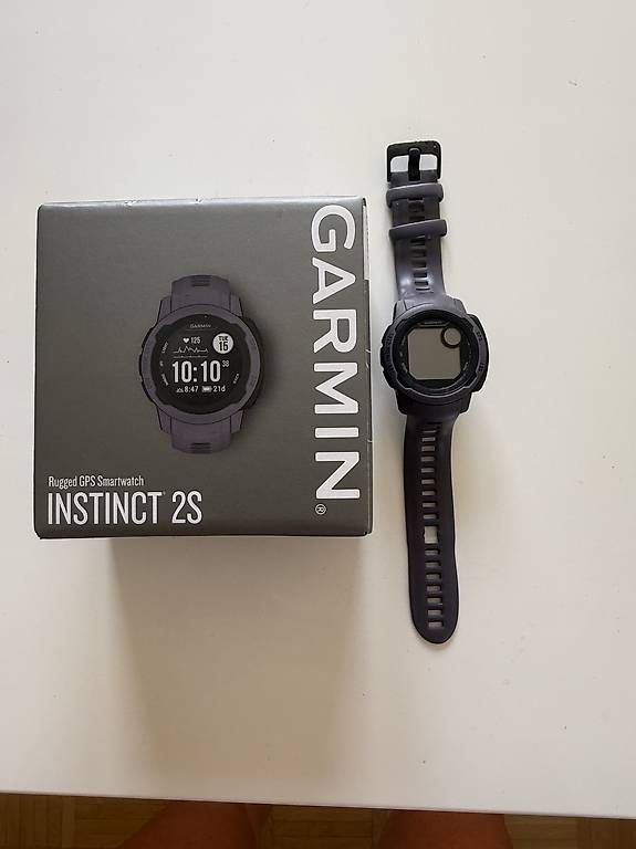 Smartwatch: Garmin Instinct 2S Deep Orchid  – Usato da Bülach venduto da angelique080882