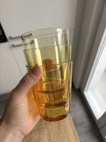 Drei gelbe Gläser von H&M