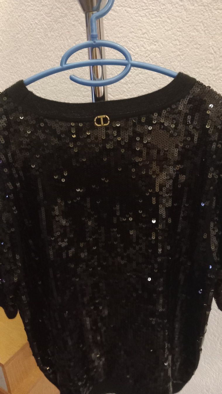 Twinset Maglioni & Felpe: NEUF pull TWINSET avec sequins Fr. 260.00 taille M – Nuovo (secondo la descrizione) da Boudry venduto da Fionette 2
