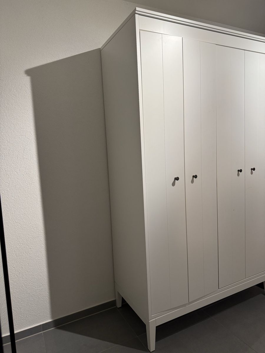 Ikea Guardaroba: Wardrobe white 4 doors 184x121x59 cm good condition – Usato da Basel venduto da inn_cb26 2