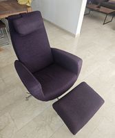 Moderner Lounge‑Sessel mit Fussablage – violett