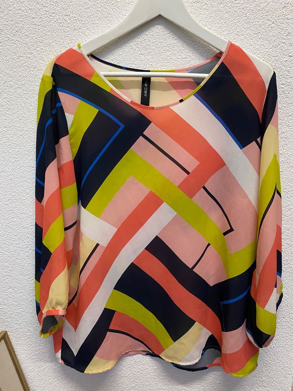 Blusen: MarcCain Shirt, Grösse 38, bunt gemustert, – Gebraucht aus Altstätten SG von mhu_k9gj 2