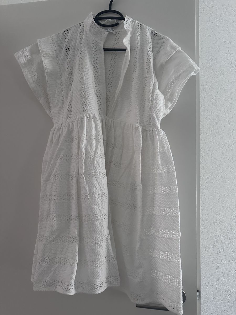 Vestiti: Claudie Pierlot gr. 40 – Usato da Laupen BE venduto da Smythe 4