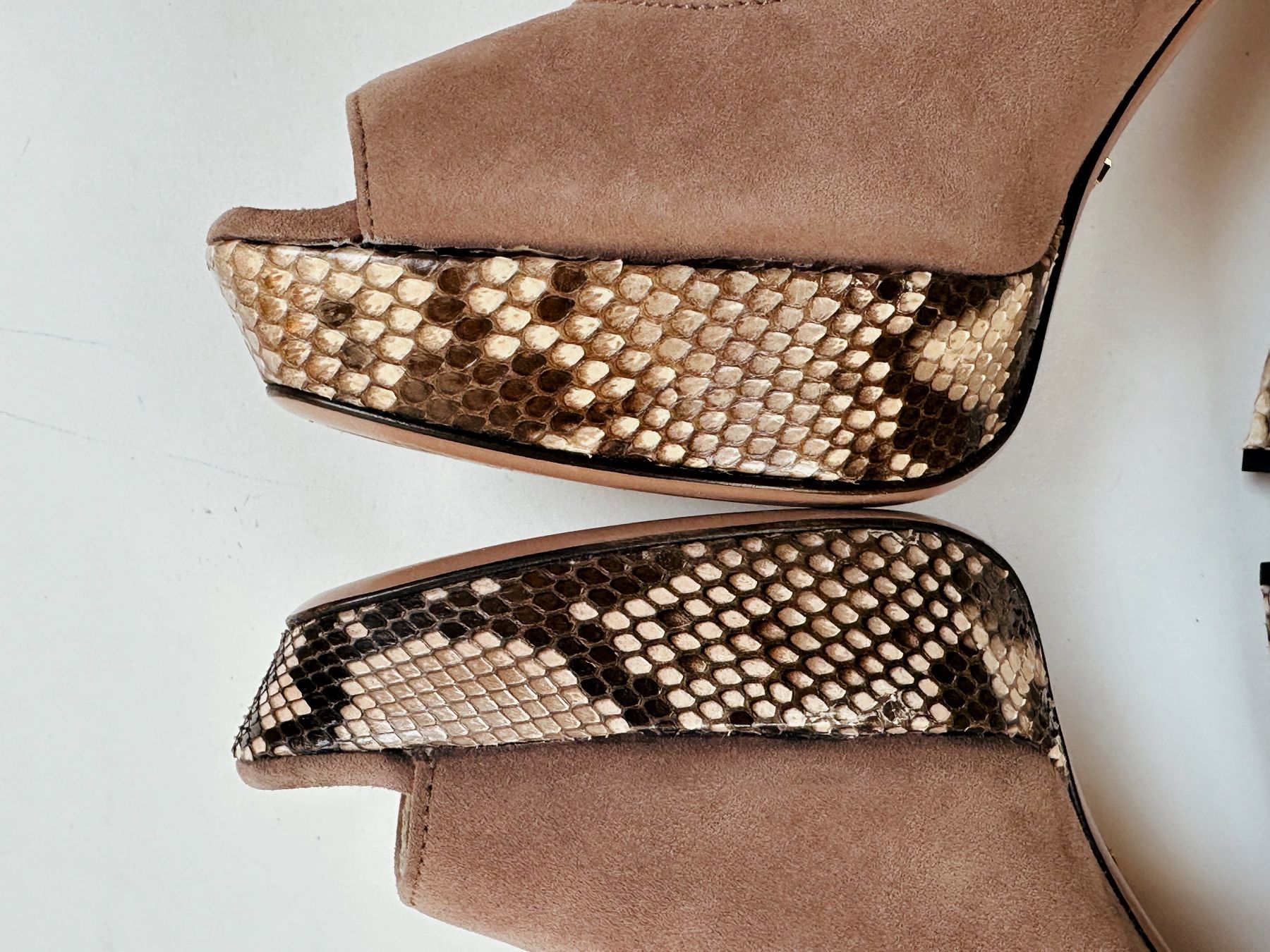 Prada Scarpe da donna: Prada Escarpins Suede/Pyton taille 40 – Usato da Vevey venduto da ledidream 2