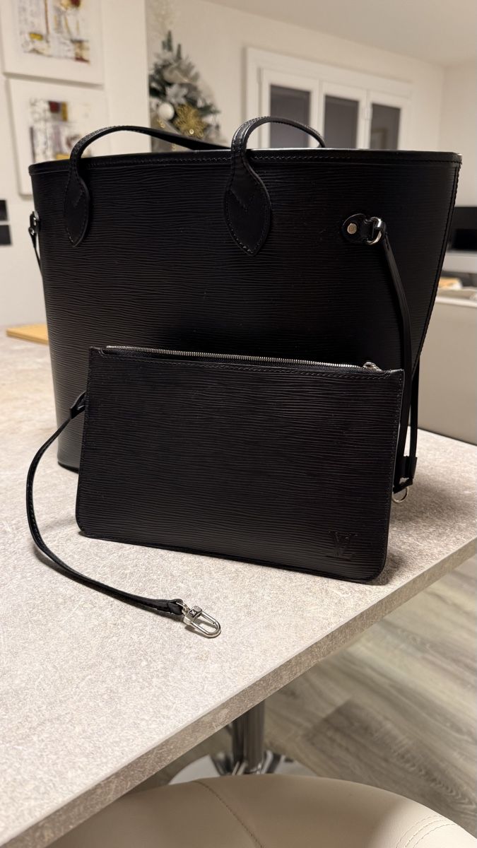 Louis Vuitton Borse da donna: Louis Vuitton Neverfull MM black epi leather – Usato da Pully venduto da Switzerland2020 4