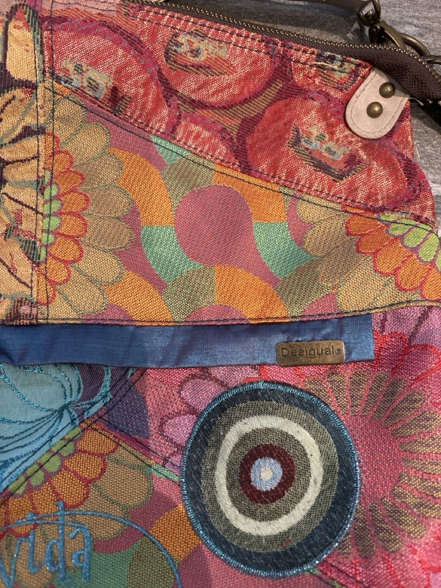 Desigual Borse da donna: Desigual Schultertasche/Handtasche, bunt gemustert – Usato da Lupsingen venduto da Aloha_21 1