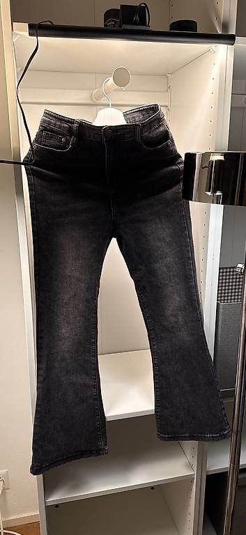 Jeans: Jeans xs – Usato da Biel/Bienne venduto da secondstore 3