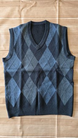 Stylischer Strick-Pullunder im Argyle-Look 2️⃣