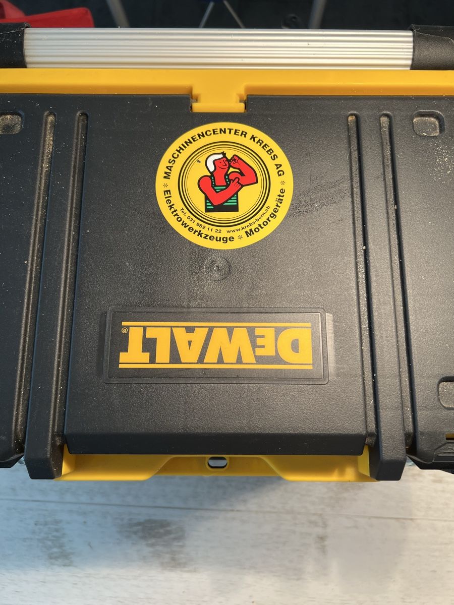Toutes les machines: DEWALT Oberfräse DW 615 – D'occasion à Huttwil par luk_9tdh 5
