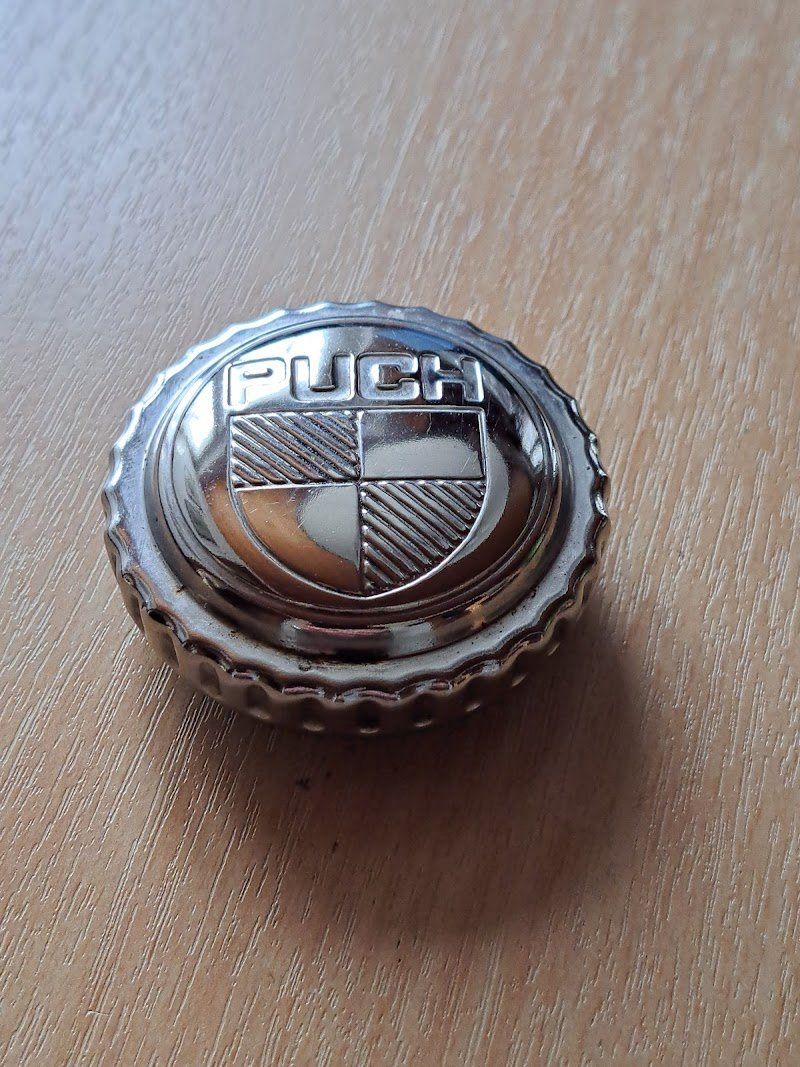 Puch Parti ricambio per ciclomotori: Original PUCH Tankdeckel – Usato da Bretzwil venduto da Electronik01 2