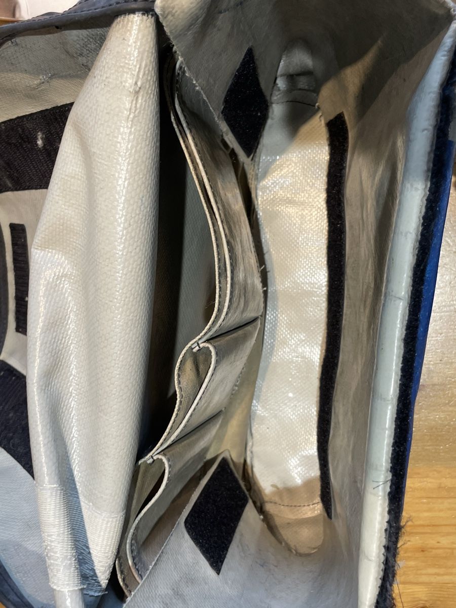 Freitag Borse: Freitag Umhänge Tasche – Usato da Uster venduto da emm_px8k 6