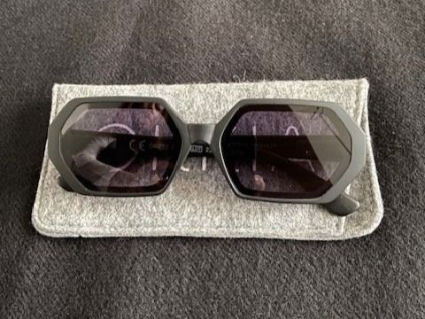 Occhiali & Lenti: Sonnenbrille OKKIA, schwarz, NEU – Nuovo (secondo la descrizione) da Birmensdorf ZH venduto da Sacama888