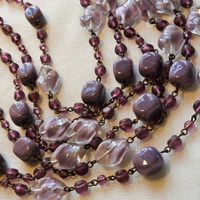 Vintage alte dreisträngige Lila Halskette Collier, ca 1950