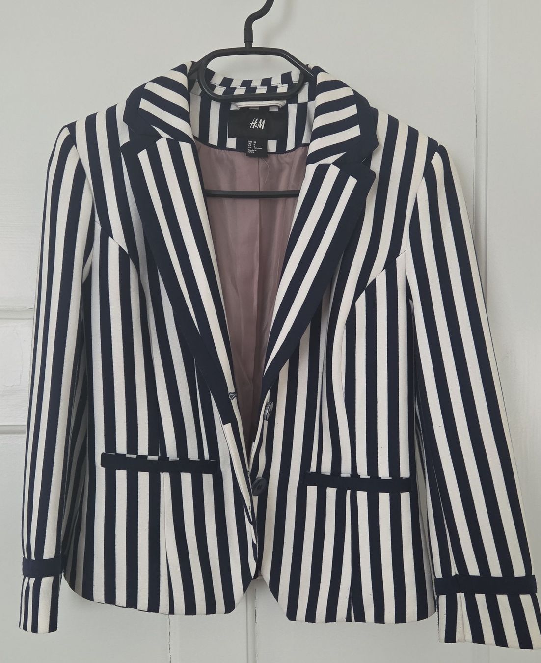 H&M Giacche: H&M gestreifter Blazer – Grösse 38 – Usato da Zürich venduto da vec_6r9d