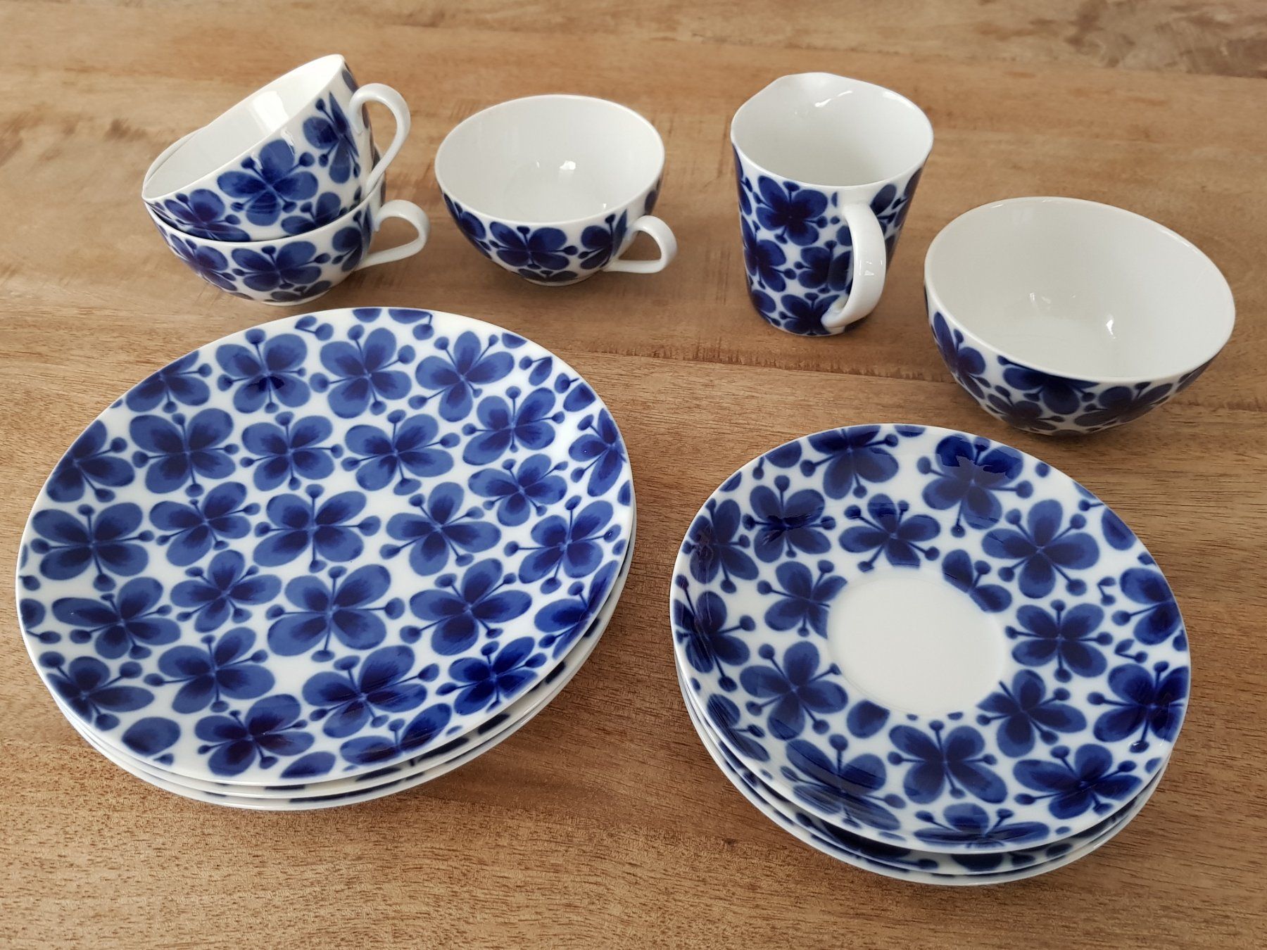Geschirr Set vintage 80er Jahre von Rörstrand Schweden (Gebraucht) in Kappelen für CHF 105 – mit Lieferung auf Ricardo kaufen