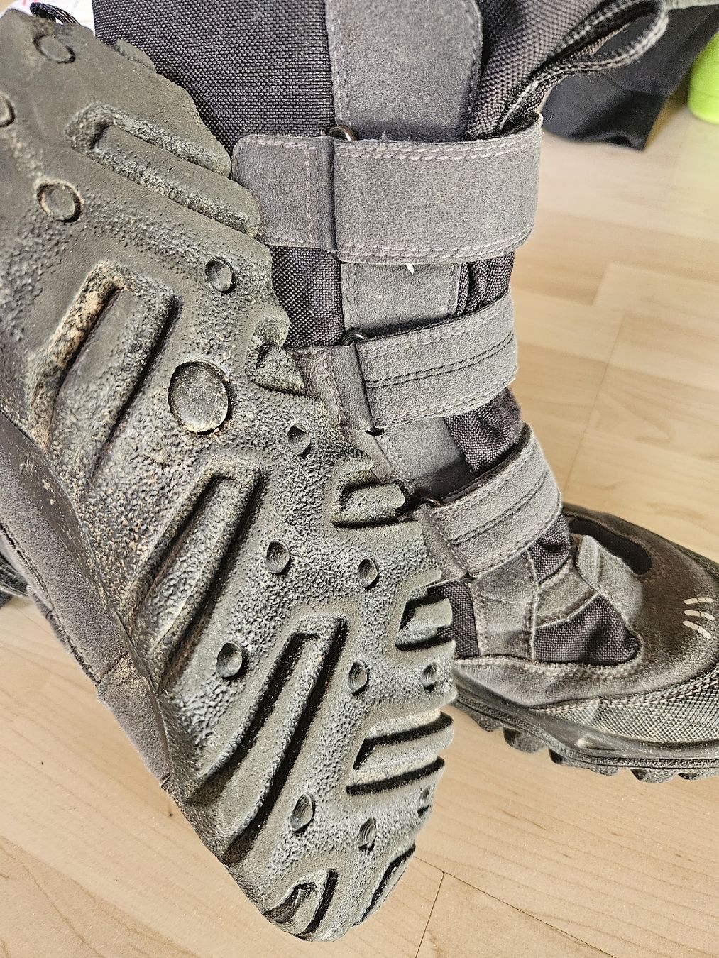 Scarpe per ragazzi: Winterschuhe Gr.41 – Usato da Oberkulm venduto da Preneur 2