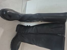 Damen Stiefel schwarz mit Schnallen Grösse 36 neu