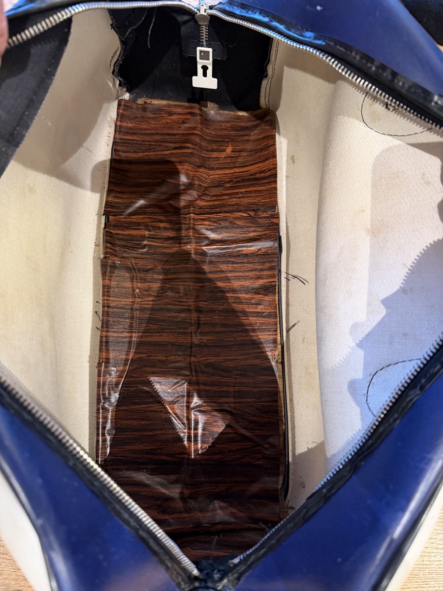Adidas Taschen: Adidas Retro Tasche, ca. 35jährig – Gebraucht aus Herznach von Deissw 2
