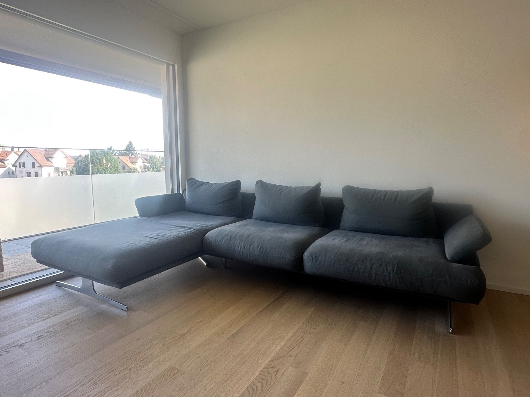 Pfister Sofas: Modernes schickes Sofa von Möbel Pfister – D'occasion à Zürich par Sawa