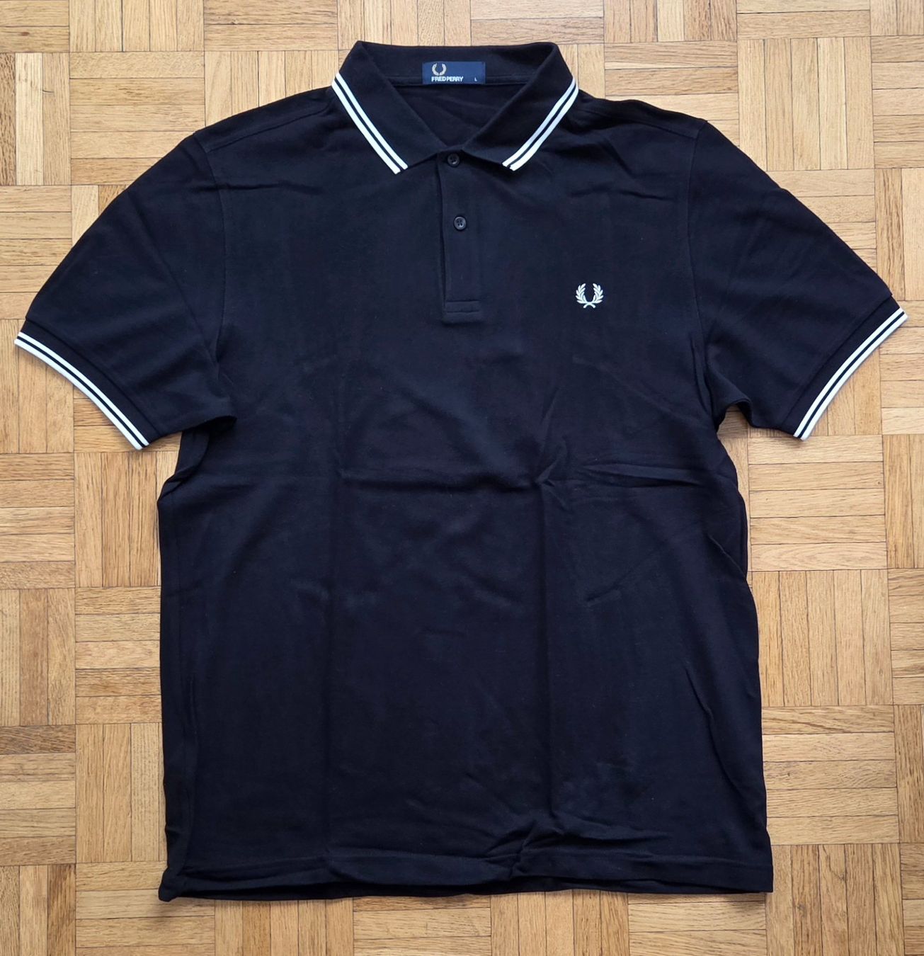 Fred Perry Magliette Polo: Fred Perry Poloshirt, ungetragen – Usato da Brüttisellen venduto da ruebli-fan13